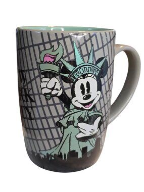 Vintage 1990's The Disney Store New York City Minnie Mouse Statue of Liberty Mug